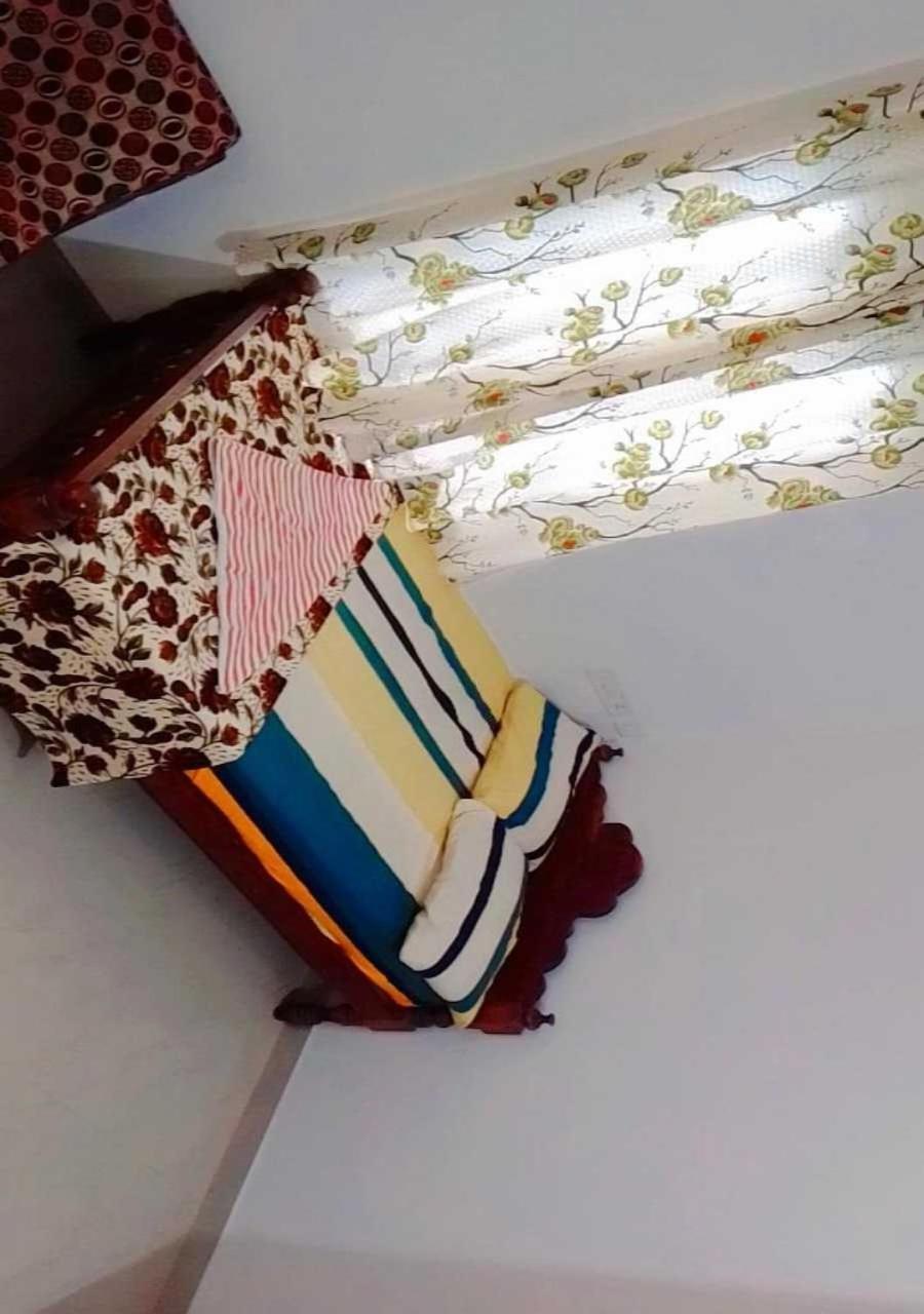Karma Homestay Mundrothuruth Bilik gambar