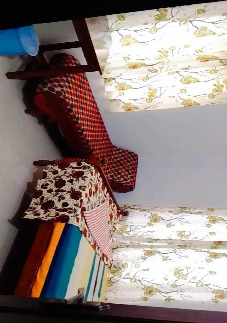 Karma Homestay Mundrothuruth Bilik gambar